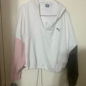Puma cropped sweater (XL)
